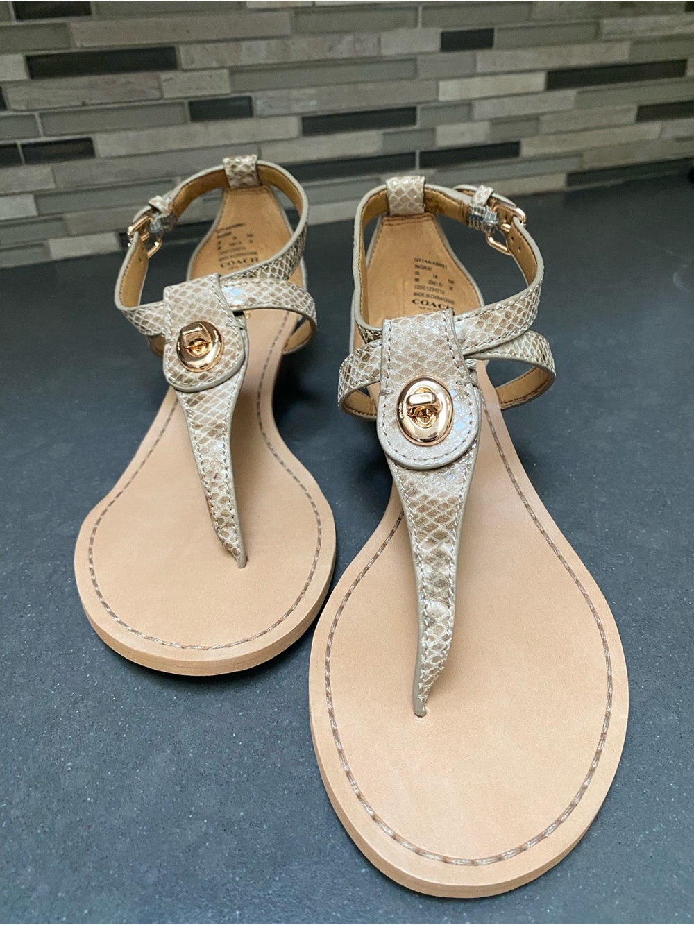 Coach 6M Ingrid sandal